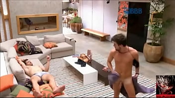 porn большой брат бразилия bbb рафаэль раздевается и показывает член пинто пенис porn