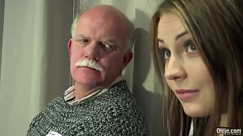 porn старые и молодые порно с тинкой в гэнгбэнге от дедушки трах в киску пальцами давка porn