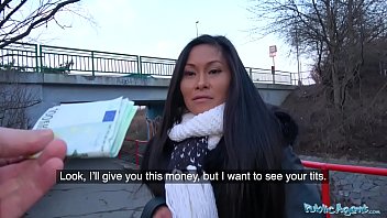 porn public agent горячую тайскую красотку жестко трахнули в возбужденном туалете на заправке porn
