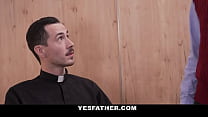 porn священник извращенец жестко трахает парня из католической академии на его столе а неотесанный парень стонет до porn