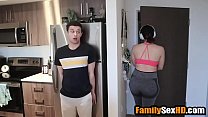 porn разыгрываю и трахаю свою сводную сестру с толстой задницей во время карантина porn