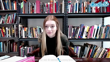 porn подросток из колледжа мастурбирует перед камерой во время учебы в любительском видео porn