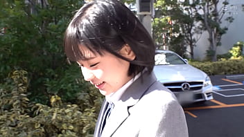 porn ハメ撮り　gカップ巨乳jkちゃんとハメ撮りセックス18歳とは思えないぐらいエロいおっぱいの持ち主制服を着たまま正常位やバックバックで激しく揺れる巨乳がエロすぎる porn