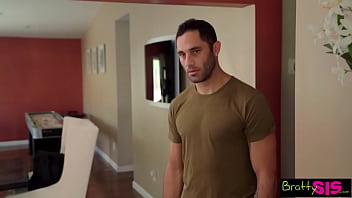 porn stepsis says whoever came up with the fuck your stepbrother challenge is so twisted s12e10 porn
