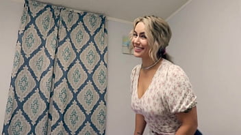 porn делю постель с моей горячей мачехой porn