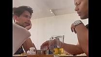 porn трейлер мы пошли в отель чтобы дать тебе твердый член как десерт в попку моего любопытного натурального друга porn