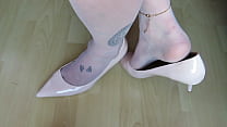 porn vodeo beige patent eks leather high heels and nylons shoeplay by isabellesandrine porn